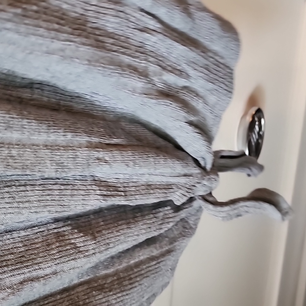 Tank Top - Picture 3 of 4